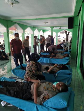 Ratusan Personel Polres Purwakarta Gelar Donor Darah