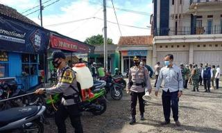 Putus Mata Rantai Covid-19, Polres Majalengka Polda Jabar Bersama 3 Pilar Terus Lakukan Penyemprotan Disinfektan