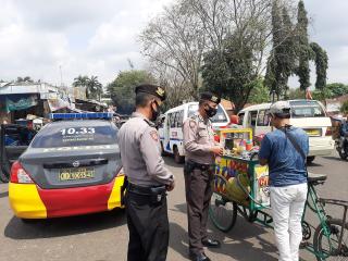 Polres Ciamis, Edukasi 3M, Himbau Masyarakat Patuhi Protokol Kesehatan