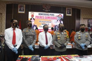 Polres Sumedang Berhasil Mengamankan 8 Orang Pelaku TP Penganiayaan dan Narkotika