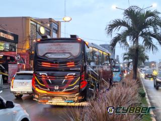 Pool Bus Ilegal Diduga Jadi Biang Kerok Kemacetan di Jalan Sisingamangaraja Medan