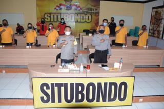 Untuk Pilkada Damai, Kapolres Situbondo bersama Netizen Ikuti Pembinaan Netizen Polda Jatim Secara Virtual