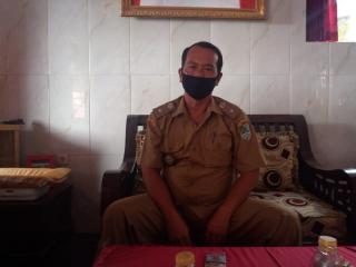 Kades Cikoneng Sukahaji Majalengka Tak Kenal Lelah Sosialisasikan Prokes Dalam Pelaksanaan PPKM