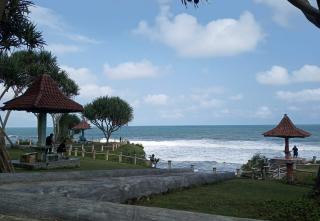 Wisata Pantai Batu Hiu, "Tanah Lot"-nya Jawa Barat