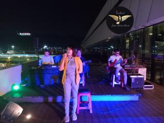 Long Weekend Idul Adha 2024, IMM Terus Menghibur Pengguna Jasa di Mall Soroso Esekutif Pelabuhan Merak 