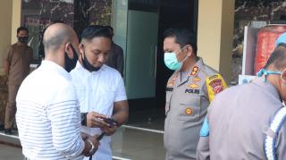 Untuk Kelengkapan Administrasi, Kapolres Indramayu Pimpin Pemeriksaan Senjata Api