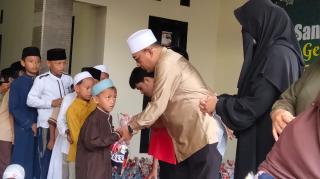 Rayakan 10 Muharram, Kades Pancawati Berikan Santunan Kepada 450 Anak Yatim