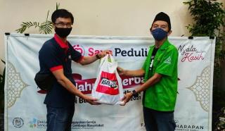Toleransi Antar Umat Beragama, GKPB Fajar Pengharapan Bagikan Takjil