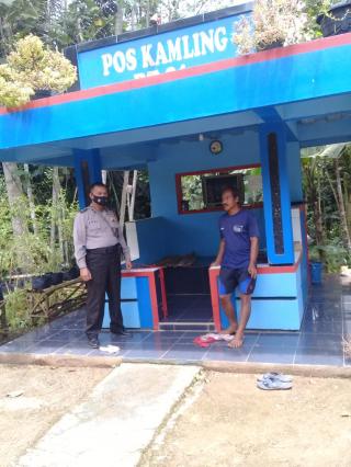 Babinkantibmas polsek sukadana Lakukan kunjungan kekampung tangguh Lodaya.