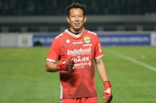 Kiper I Made Wirawan Resmi Bertahan di Persib Bandung Jelang Turnamen Pramusim Piala Menpora 2021