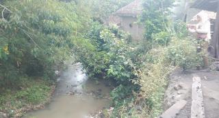 Kondisi Rumah di Bibir Sungai Hampir Terkikis, Tiga Kali Ajukan Bantuan Tak Direspon 