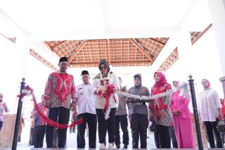 Sambang Warga, Bupati Klaten Resmikan Pendapa Desa Blanceran