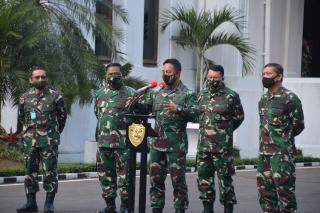 KASAD Kunjungi Secapa AD dan Pusdikpom Cimahi Menyikapi Anggota yang Positif COVID-19