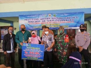 Pemdes Tunjungmekar Bagikan BLT DD Tahap 4,5,6
