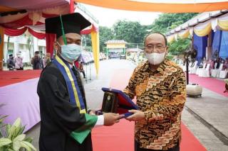 Universitas Asahan Gelar Wisuda Sarjana ke XXVII Dihadiri Sekda Kabupaten Asahan