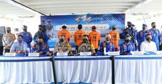 Kapolda Sumut dan Dir Polair Korpolairud Baharkam Polri Konfirmasi Penangkapan 2 Kapal Ikan Ilegal Fishing WN Malaysia