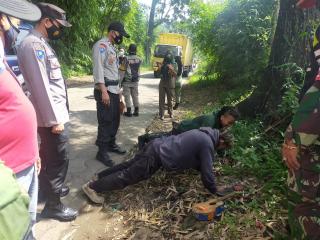 Personel Gugus Tugas Kec Pacet Laksanakan Giat Operasi Yustisi