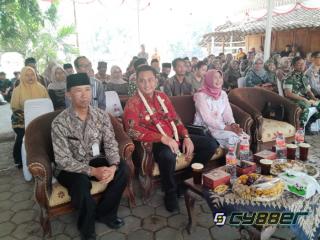Bupati Klaten Hadiri Tradisi Bersih Sendang Sinongko, Tekankan Pentingnya Pelestarian Budaya dan Lingkungan