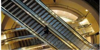 LBP: Penekanan Kasus Corona, Mall Tutup Sementara Sampai 20 Juli