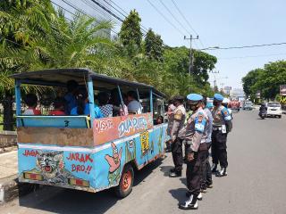 Tegakan Disiplin Prokes, Polres Cirebon Kota Polda Jabar Laksanakan Operasi Yustisi Lodaya 2020 Secara Stasioner