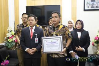 LEMKAPI Berikan Presisi Award kepada Dirreskrimsus Polda Banten