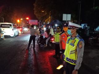 TNI, Polri, Sat Pol PP, Dishub dan BPBD Himbau 3M 1T  Dini Hari di Wilkum Polres Banjar Polda Jabar