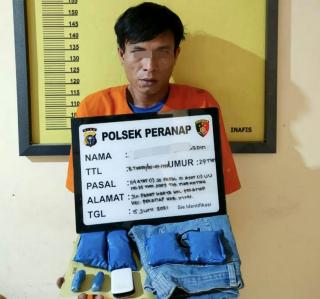 Simpan Ganja Kering di Celana, Seorang Pengedar Dibekuk Polisi