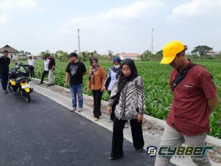 *Ketua Komisi III DPRD Klaten Sidak Kantor Kecamatan Trucuk dan Jalan Kalikebo, Dorong Selesai Tepat Waktu*