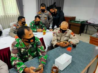 Sinergitas TNI/Polri Bangun Kerjasama dalam Peningkatan Kemampuan Bidang Informasi dan Tehnologi 