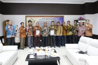 Pemkab OKU Kembali Raih Penghargaan Opini Wajar Tanpa Pengecualian dari Pemerintah Pusat