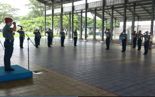 64 Personel Akademi Angkatan Laut Naik Pangkat 