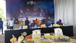 Kabaharkam Polri Amankan Pelaku dan 16 Ton Bom Ikan