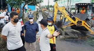 Bobby Nasution : Normalisasi Parit di Kota Medan di Targetkan Tuntas Sebelum Musim Hujan Tiba