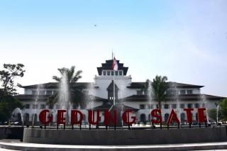 Gedung Sate Bandung Tutup Sementara Pasca Ditemukan 32 ASN Positif Covid-19