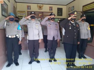 Polsek Sliyeg Live Streaming Upacara Peringatan Hari Pahlawan Ke 75 Dengan Khidmat.