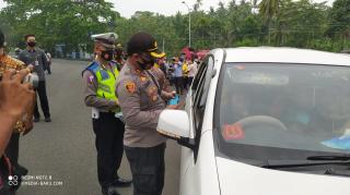 Senyum Simpatik Forkompimda Lamsel, Gelar Aksi Himbau Pengguna Jalan Pekai Masker