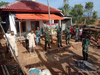 Giat Karya Bakti Satkowil Semester II T A 2020 Kodim 0615 Kuningan Di Kelurahan Citangtu