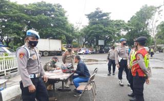 Tekan Covid-19, Polres Majalengka Polda Jabar Bersama 3 Pilar Tetap Lakukan Ops Yustisi dalam Penerapan PPKM