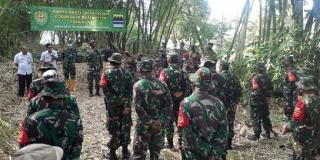 Karya Bakti TNI Satkowil Kodim 0618, Menjadi Bukti Manunggalnya TNI dan Rakyat Ditengah Pandemi