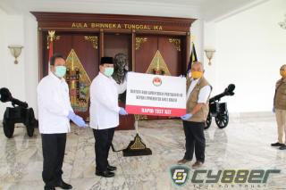 Menteri Pertahanan RI Salurkan 5000 Alat Rapid Test Ke Pemkot Bekasi