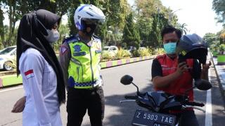 Polwan Polres Ciamis Polda Jabar Gelar Aksi Simpatik Guna Peringati Hari Kartini