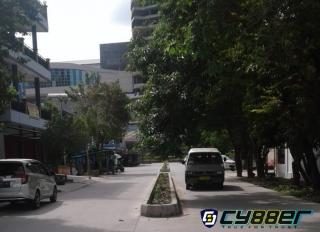 Keberadaan Median Jalan di Komplek Griya Tepian Lestari Samarinda di Keluhkan Warga Komplek