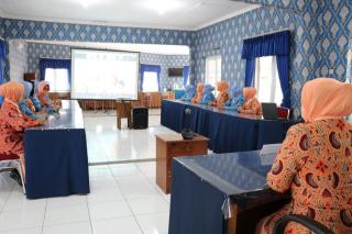 Webinar, ”Learn Through Play” Mengerti Segala Penciptaan di Sentra Iman dan Taqwa