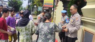 Jumat Berkah dan Jumat Berbagi Polsek Cibeber