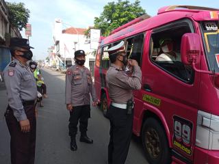 Mendisiplinkan Warga, Polres Subang Polda Jabar Laksanakan Ops Yustisi Mobile