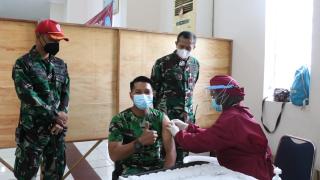 RSAU Dr. Nourman T. Lubis Lanud Sulaiman Lakukan Vaksinasi Covid-19 Tahap I