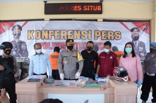 Ungkap Kasus Sabu Dan ITE Polres Situbondo Laksanakan Konferensi Pers