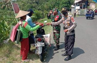 Polres Majalengka Polda Jabar Bersama Muspika Terus Lakukan Sosialisasi 3M