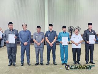 Bupati Majalengka Lantik Tiga Pejabat Tinggi Pratama, Tekankan Profesionalisme dan Percepatan Pelayanan Publik.