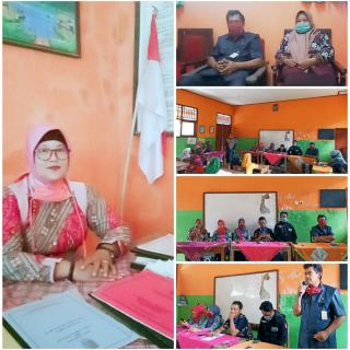 Perpisahan Guru Sekolah Dasar 07 Dayeuhluhur Cilacap Penuh Haru Dan Air Mata. 